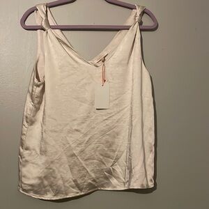 Skies are blue blouse NWT size S